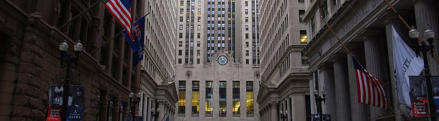 1200px-Chicago_Board_of_Trade_Building,_Chicago,_Illinois_(11004312754)